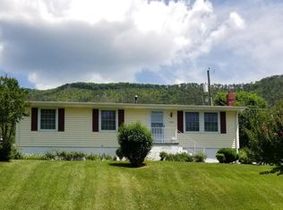 1524 Cedar Ave, Buena Vista, VA 24416