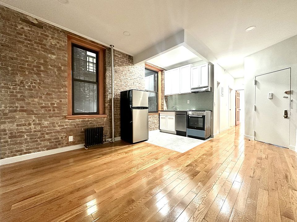 1st image of 3135 Broadway #Aa