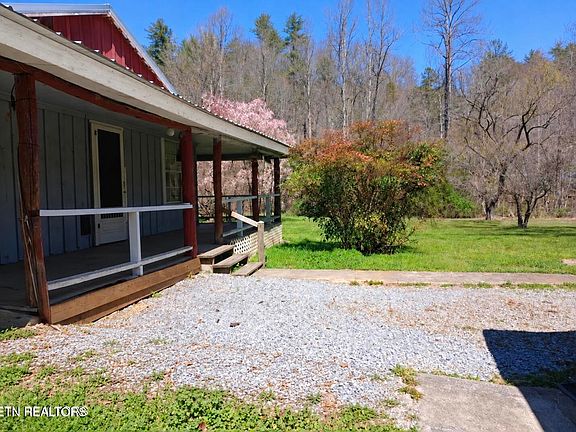 4th image of 1223 Rocky Flats Rd