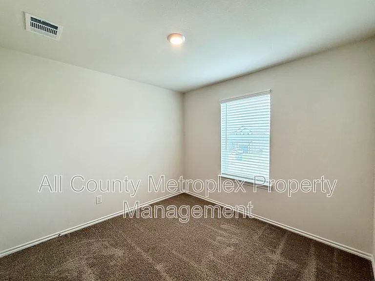 6114 Holly Spring Rd — Photo 6