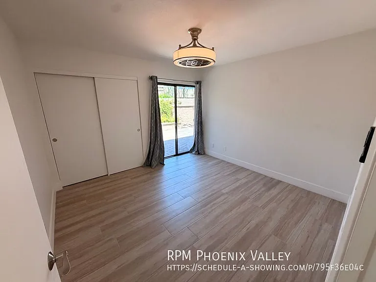 7826 E San Miguel Ave — Photo 15