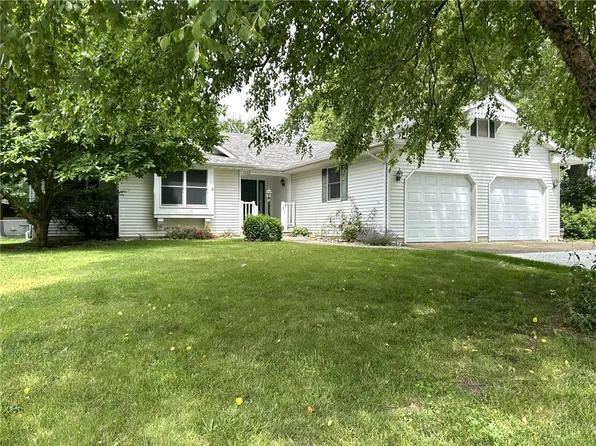 1003 N Merchant St, Effingham, IL 62401