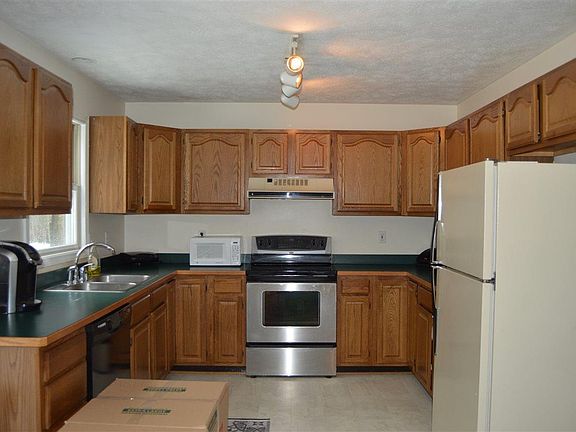 5th image of 20846 Red Oak Dr