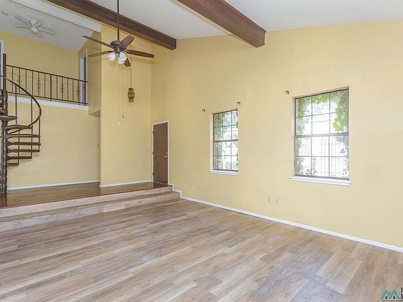 5th image of 700 La Jolla Ln