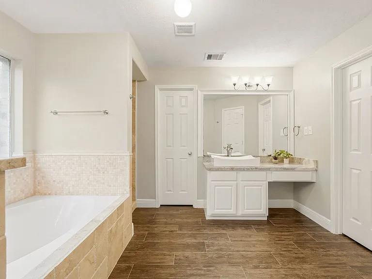 22418 Bridgestone Ridge Dr — Photo 16