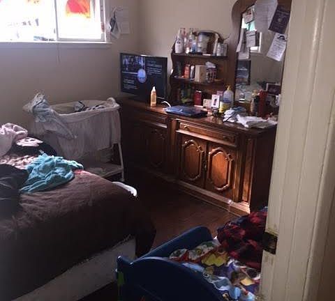 4th image of 15014 Winchester Ave #House