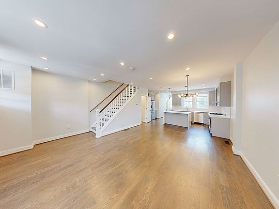 4th image of 4023 New Hampshire Ave NW