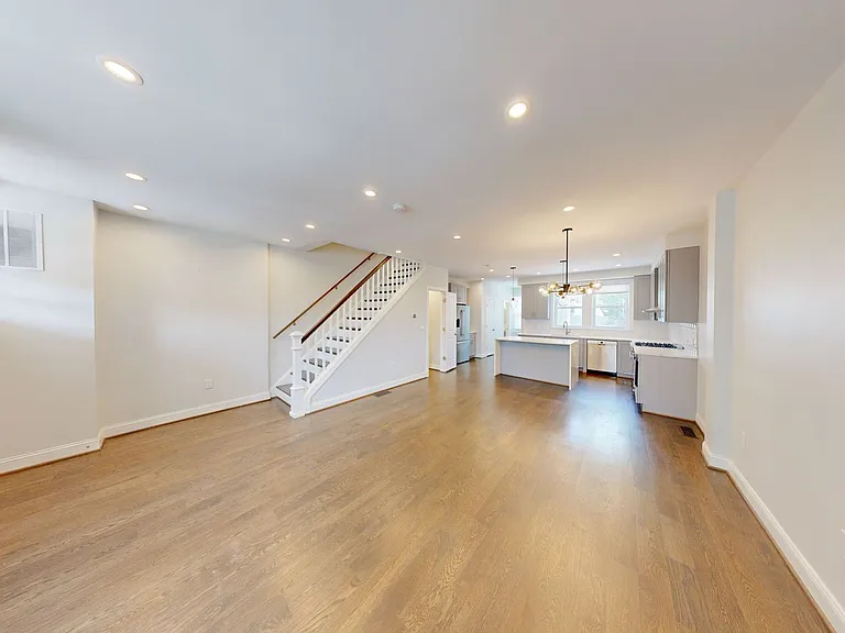 4023 New Hampshire Ave NW — Photo 4