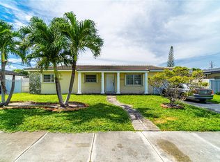 2132 SW 97th Ct, Miami, FL 33165