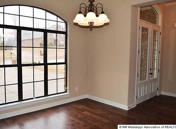4th image of 1797 Keenlan Dr W