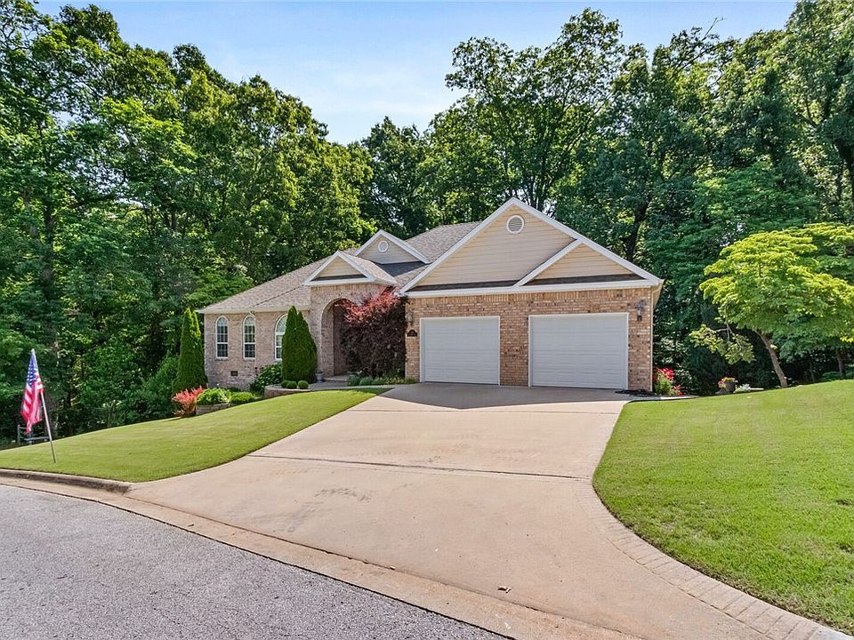 24 Stonehenge Dr, Bentonville, AR 72712 Zillow