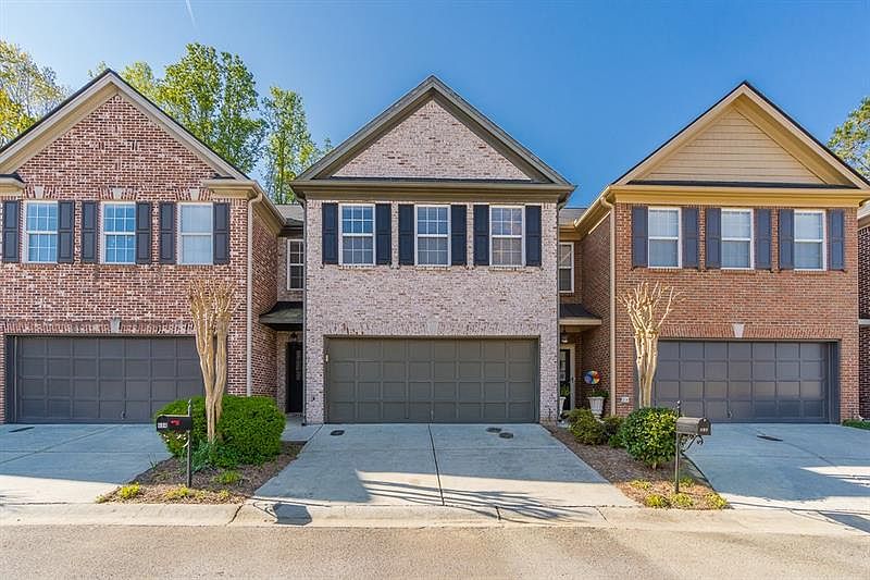 1st image of 694 Surrey Park Pl