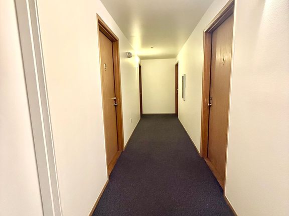5th image of 4225 9th Ave NE APT 25