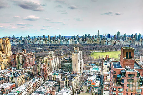 Sold by Halstead Real Estate | media 6