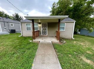 9415 E 47th St, Kansas City, MO 64133