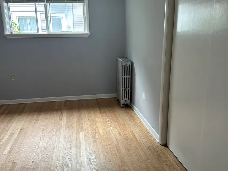 836 Maple St #1 — Photo 8