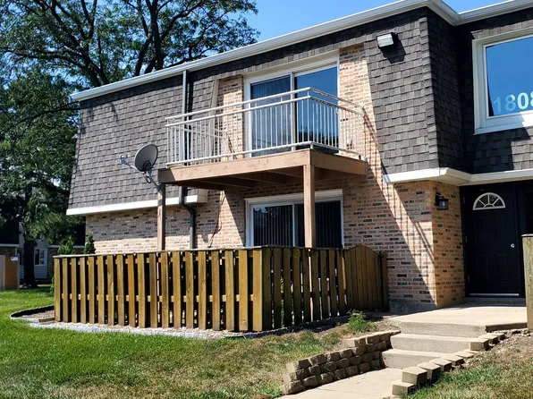 1808 Plum Grove Rd APT 2C, Rolling Meadows, IL 60008