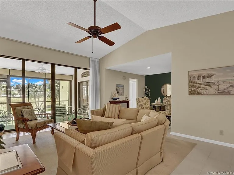 4004 SW Osprey Creek Way — Photo 5