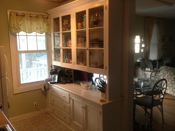 Kitchen Panrty