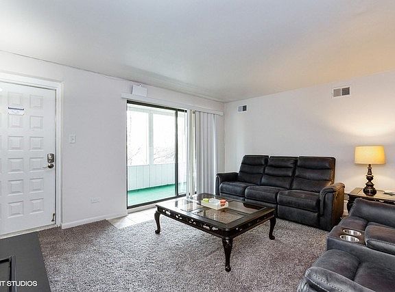 3rd image of 6000 Lake Bluff Dr #1
