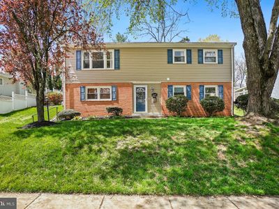 1205 Gladstone Dr, Rockville, MD, 20851