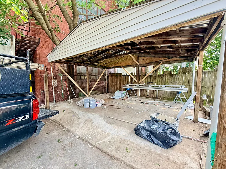 248 Greenwich St — Photo 38