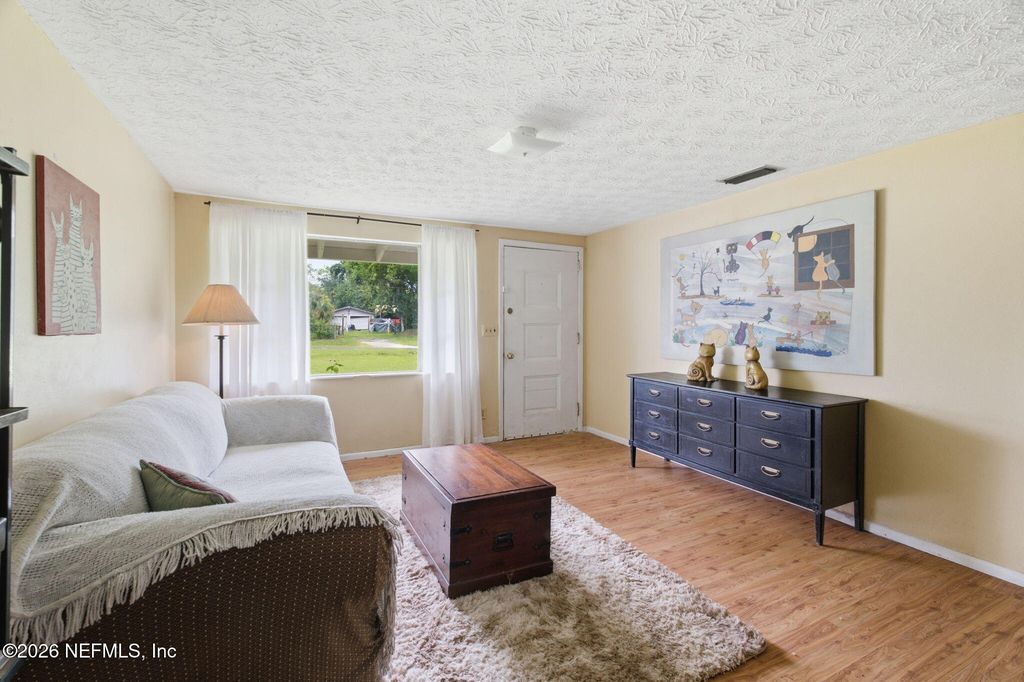 3027 WALTER Road, Jacksonville, FL - More