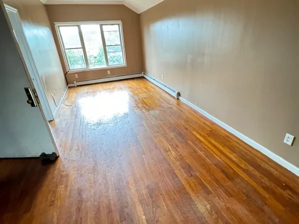 (undisclosed Address), Brooklyn, NY 11208