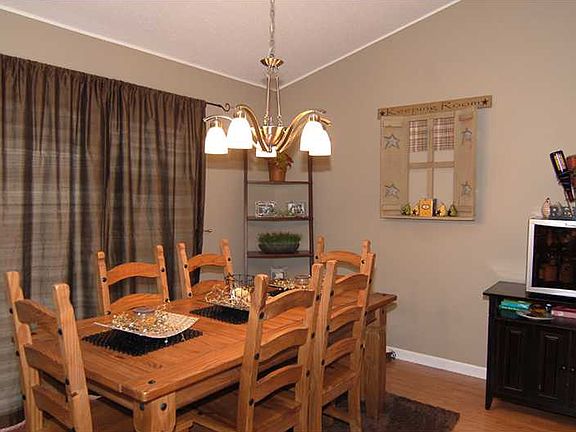 4th image of 8705 Oriole Dr