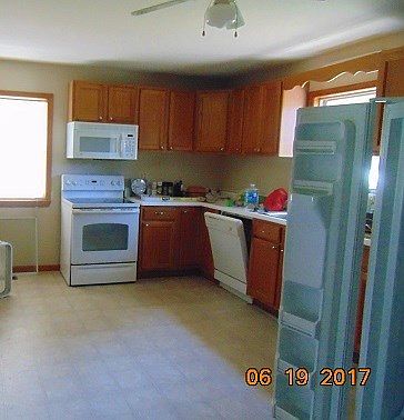 4th image of 340 Merganser St