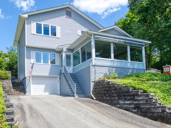 132 Lakeside Drive, East Haddam, CT 06423
