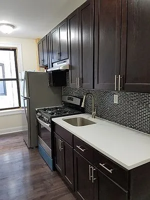 Rented by BRICK & GALO REALTY CORP | media 22