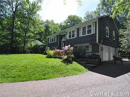 2nd image of 36 Lakeside Dr