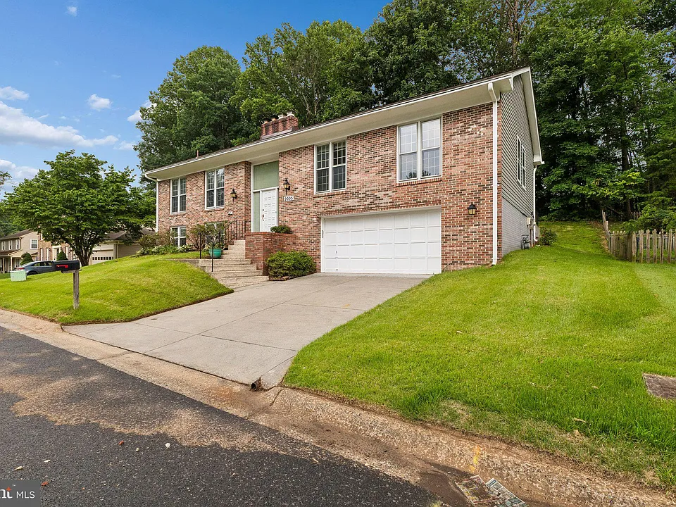 2005 Alabaster Dr