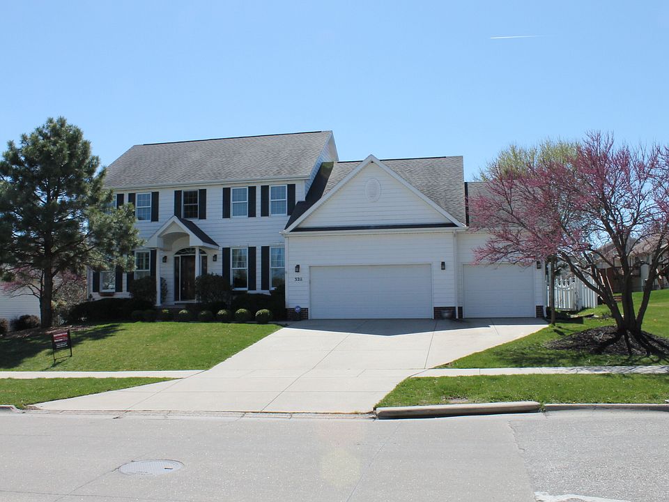 1st image of 3211 Browning St