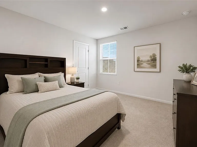9060 Celtic Dr — Photo 6