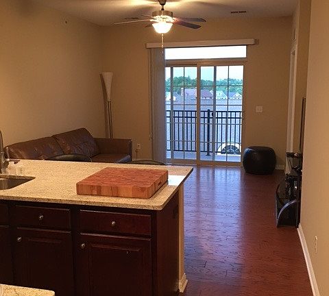 3rd image of 1145 Napoleon St APT 407