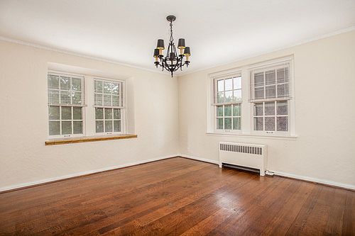 5th image of 7501 Parkdale Ave #2