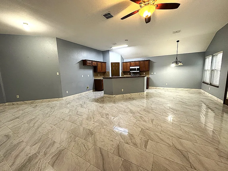13624 Kaplan Ct — Photo 14