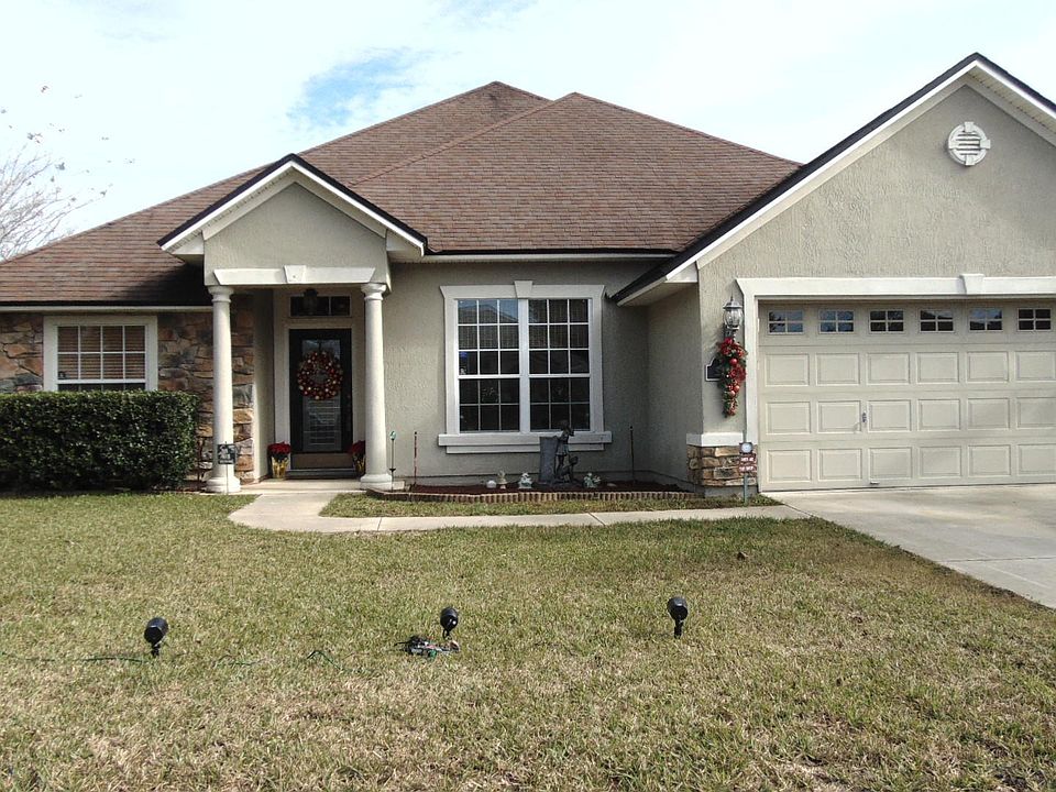 1st image of 396 Martin Lakes Dr W