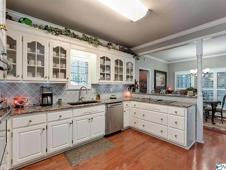 480 Mountain Oak Trl — Photo 1