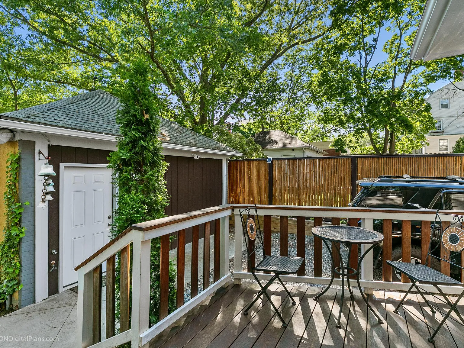 281 Waterman St — Photo 3