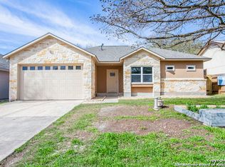 836 Garden Meadow Dr, Universal City, TX 78148