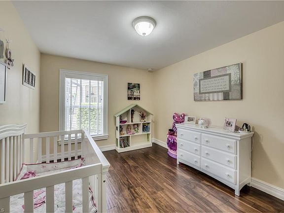 5th image of 2035 Sagebrush Cir