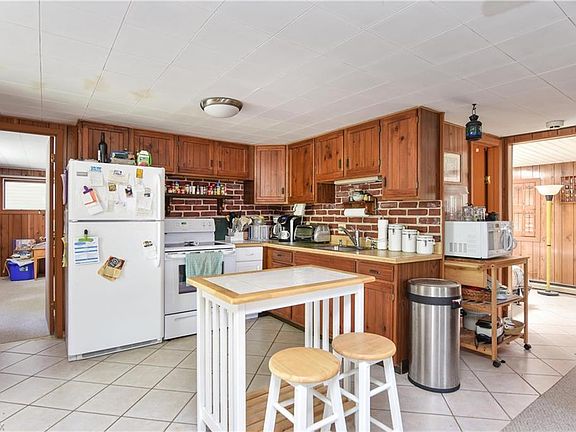 2nd image of 10602 Northfield Dr