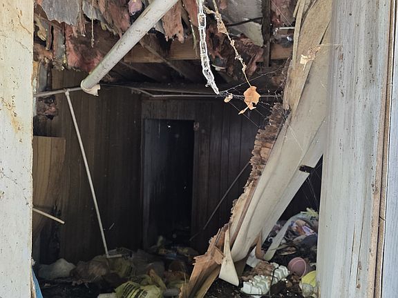 2nd image of 701 Stinson Rd
