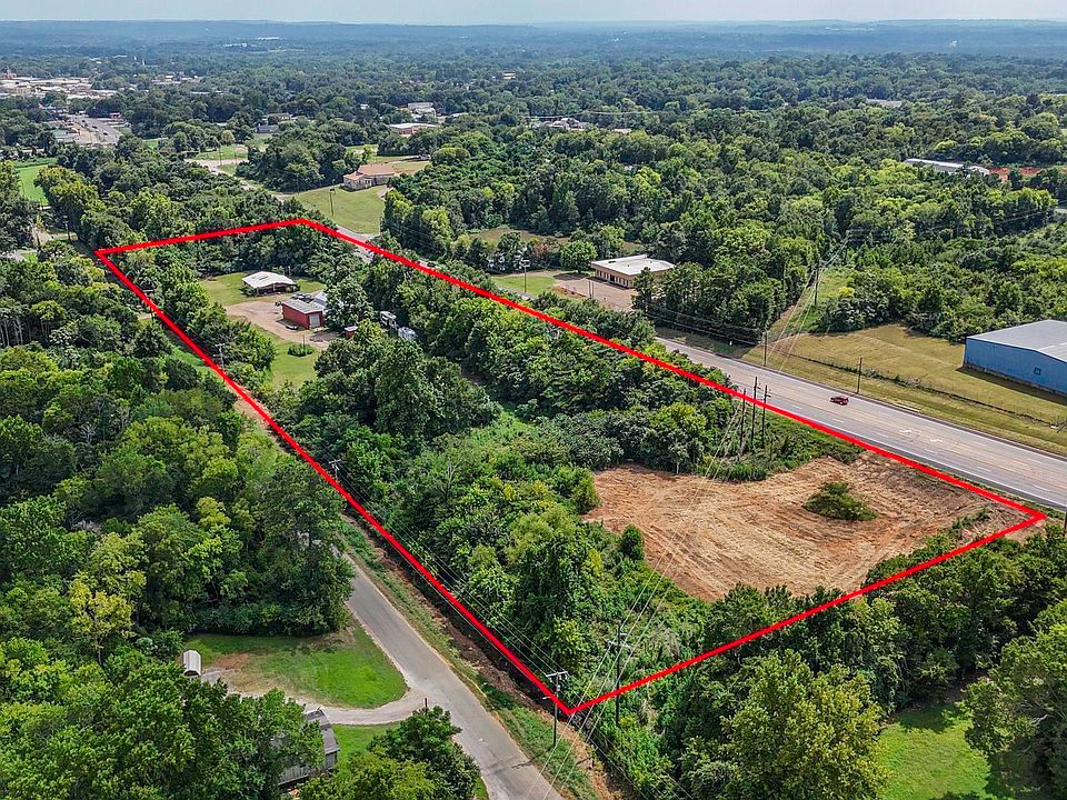 1st image of 946 Us Highway 69 S
