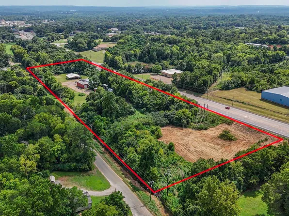 946 Us Highway 69 S, Jacksonville, TX 75766