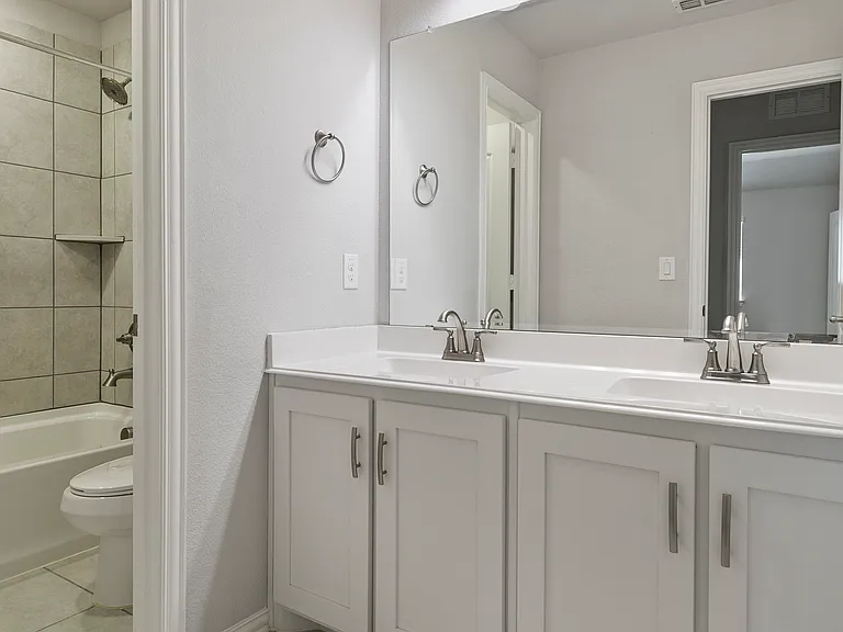 1113 Granger Dr — Photo 23