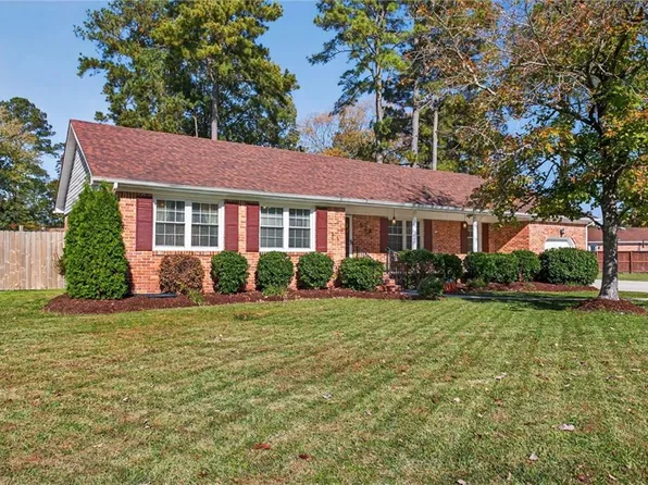 528 Rebel Rd, Chesapeake, VA 23322